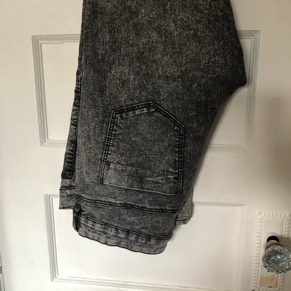 Grey Jeans/Jeggings - Picture 1 of 6